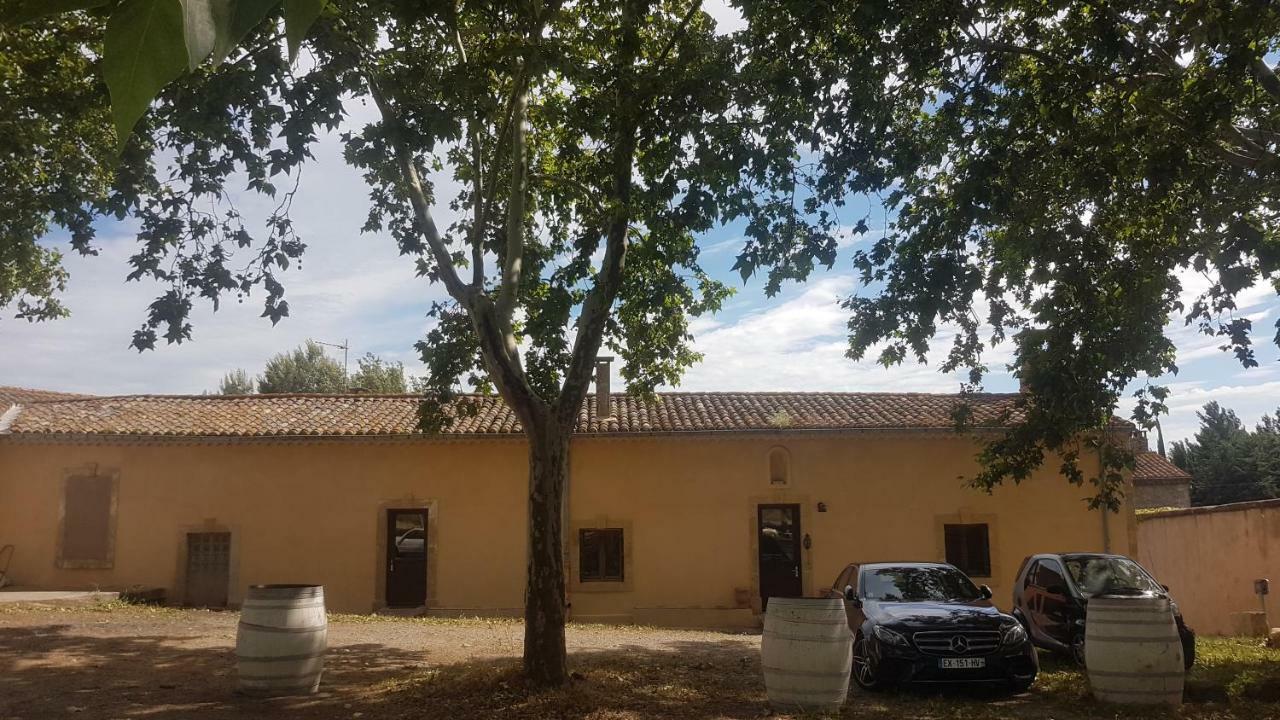 Gite De Mougeres Caux Exteriör bild